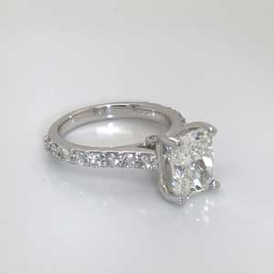 diamond engagement ring